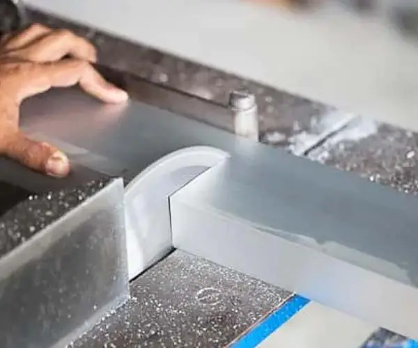 fabricação de esquadrias de metal